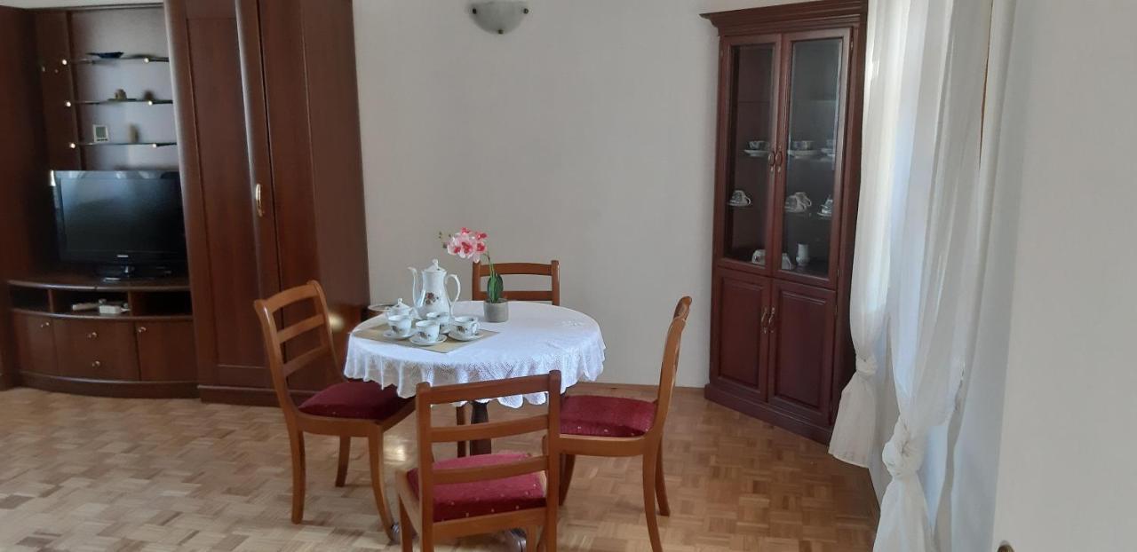 Apartman Bogdan イェルサ エクステリア 写真