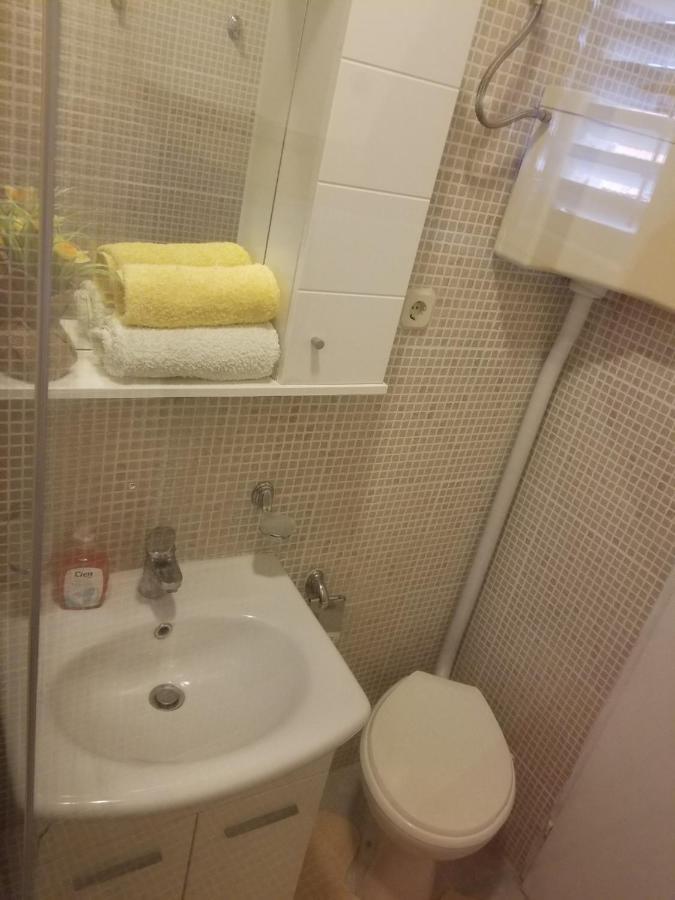 Apartman Bogdan イェルサ エクステリア 写真